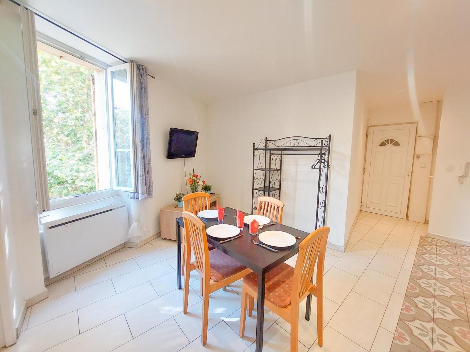 Charmant Appartement Pres Du Marche, Gare Et Port A 5Mn Toulon Dış mekan fotoğraf